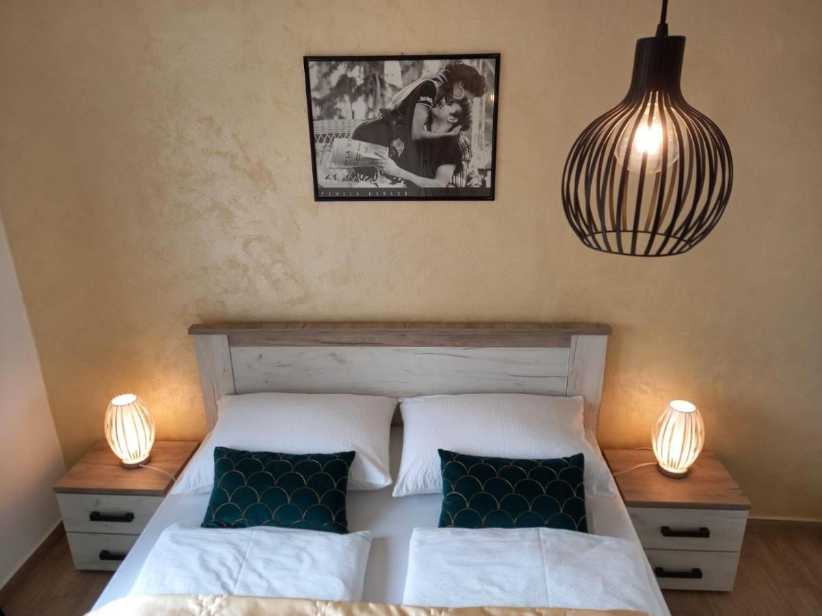 זאדאר Apartments Aurora מראה חיצוני תמונה
