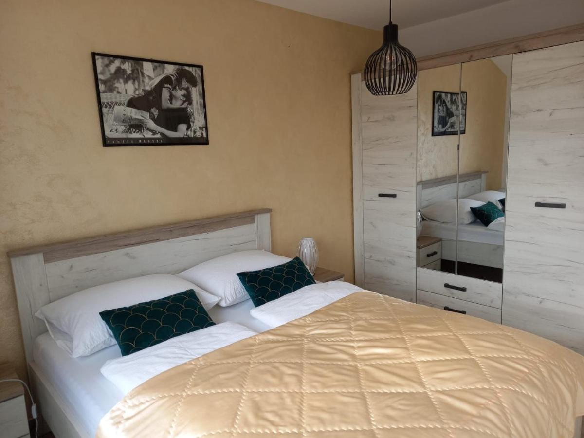 זאדאר Apartments Aurora מראה חיצוני תמונה