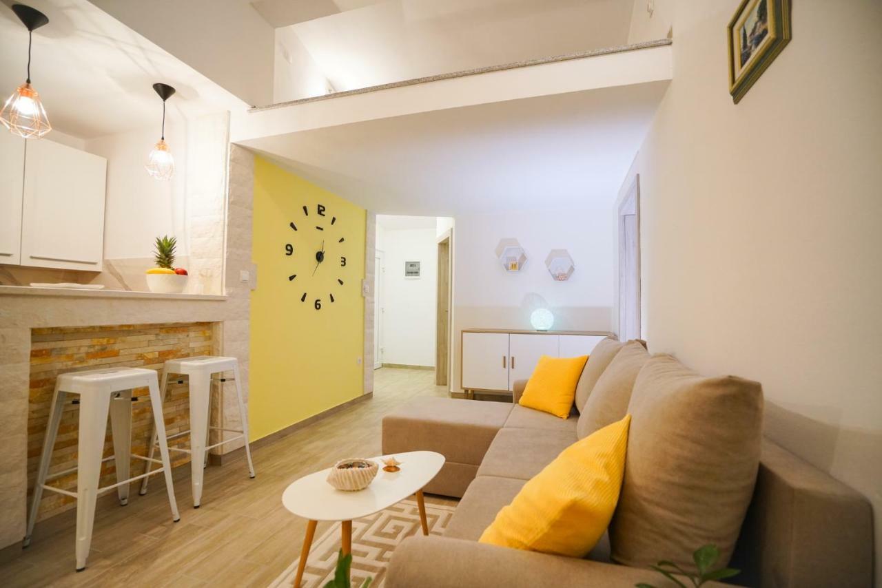 זאדאר Apartments Aurora מראה חיצוני תמונה